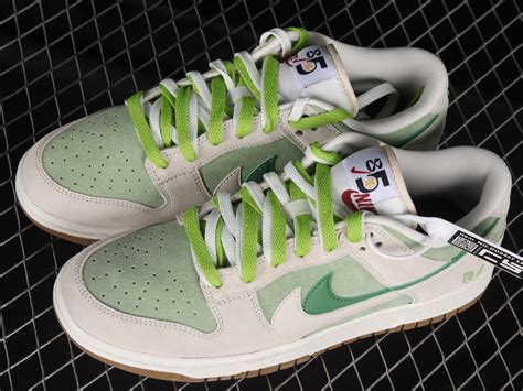 nike dunks zwart low|Nike Dunk Low grey green.